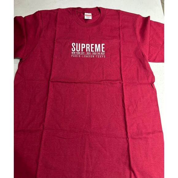 Supreme Paris Tee in Cardinal (M) - Picture 1 of 4
